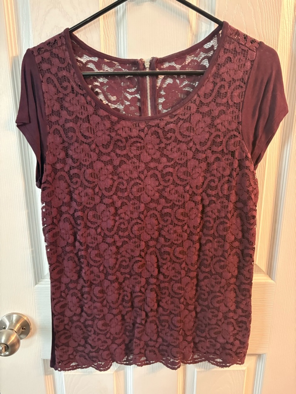 New York & Company Burgundy Lace Short Sleeve Blouse